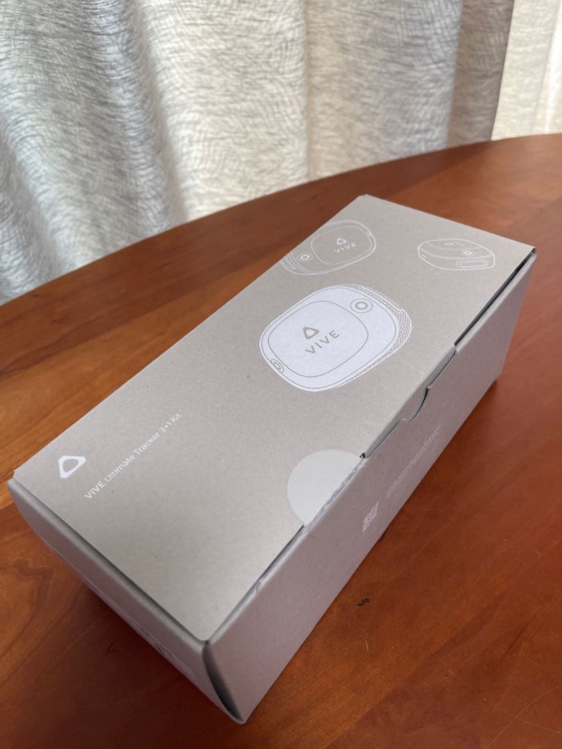 美品 VIVE Ultimate トラッカー 3+1 Kit HTC VR