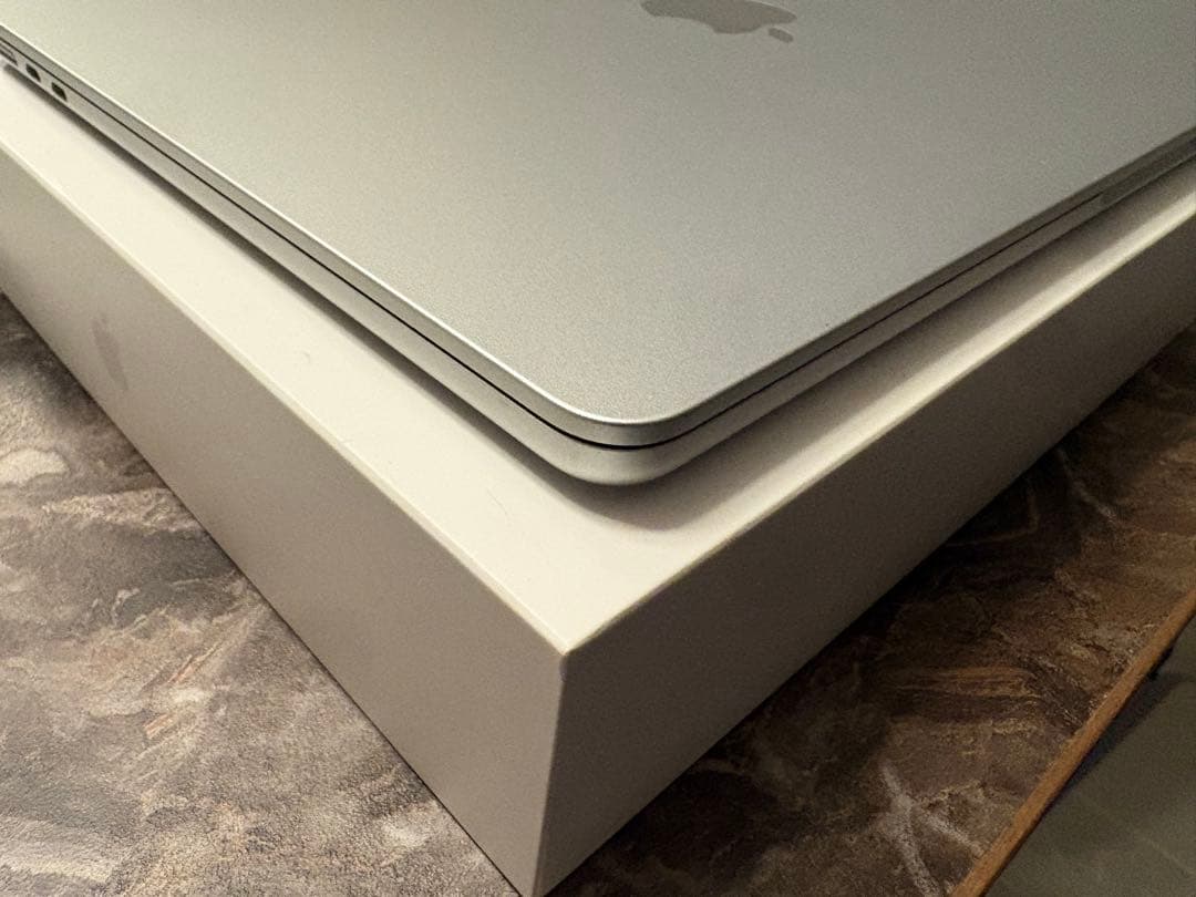 い*ー様 Apple MacBook Air 13.6インチ M2 16GB 5