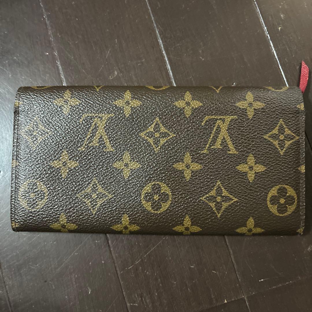 ルイヴィトン モノグラム エミリー 赤ルージュ長財布