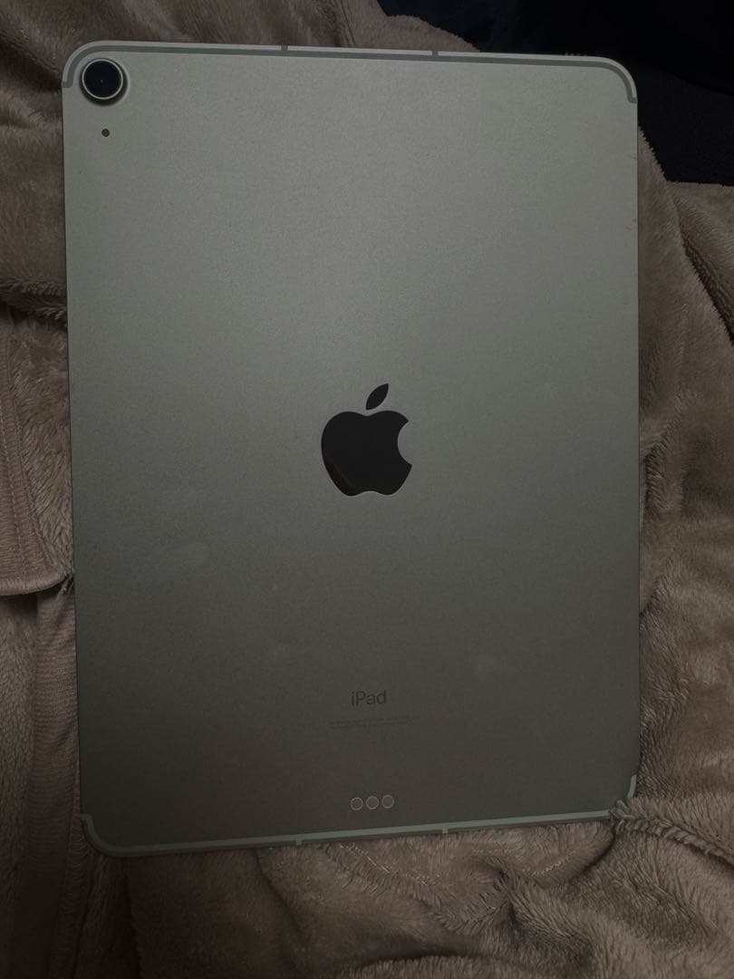 iPad Air4世代　タイプC 64GB セルラーモデル 緑色グリーン