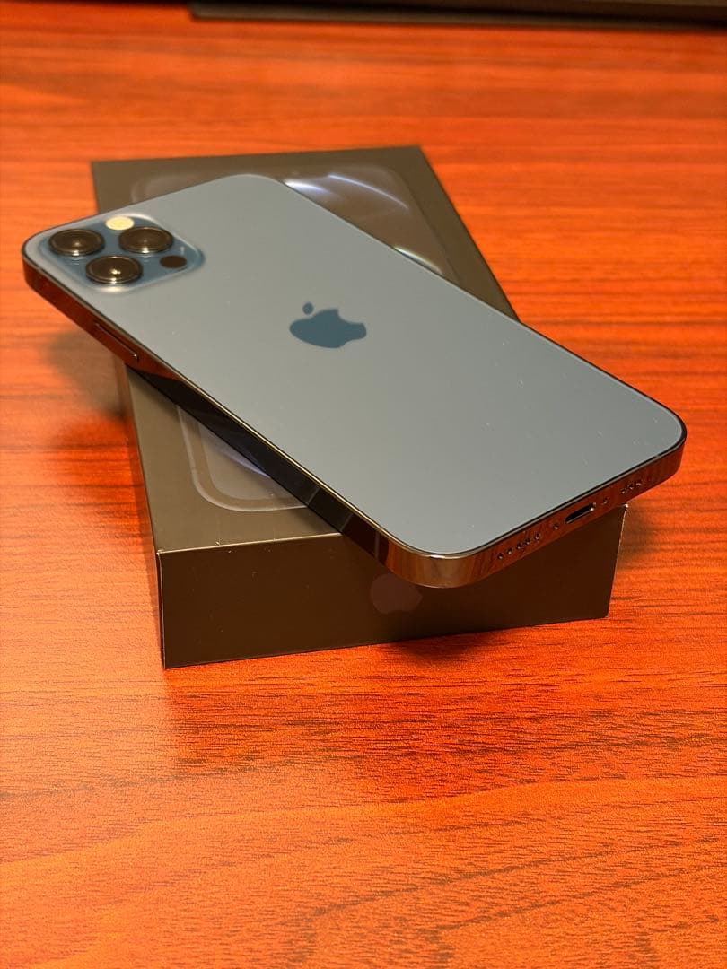 iPhone 12 Pro 256GB バッテリー最大容量100%