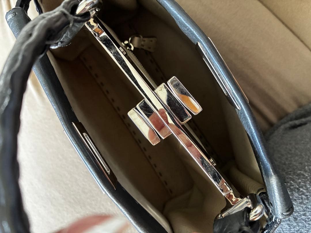 虹！フェンディ ミニ　ピーカブー　セレリア　アスファルトグレー廃盤色