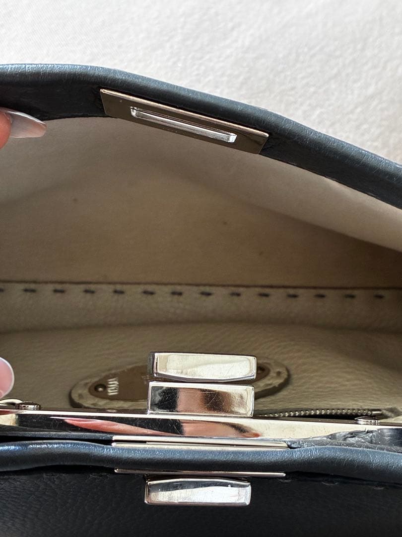 虹！フェンディ ミニ　ピーカブー　セレリア　アスファルトグレー廃盤色