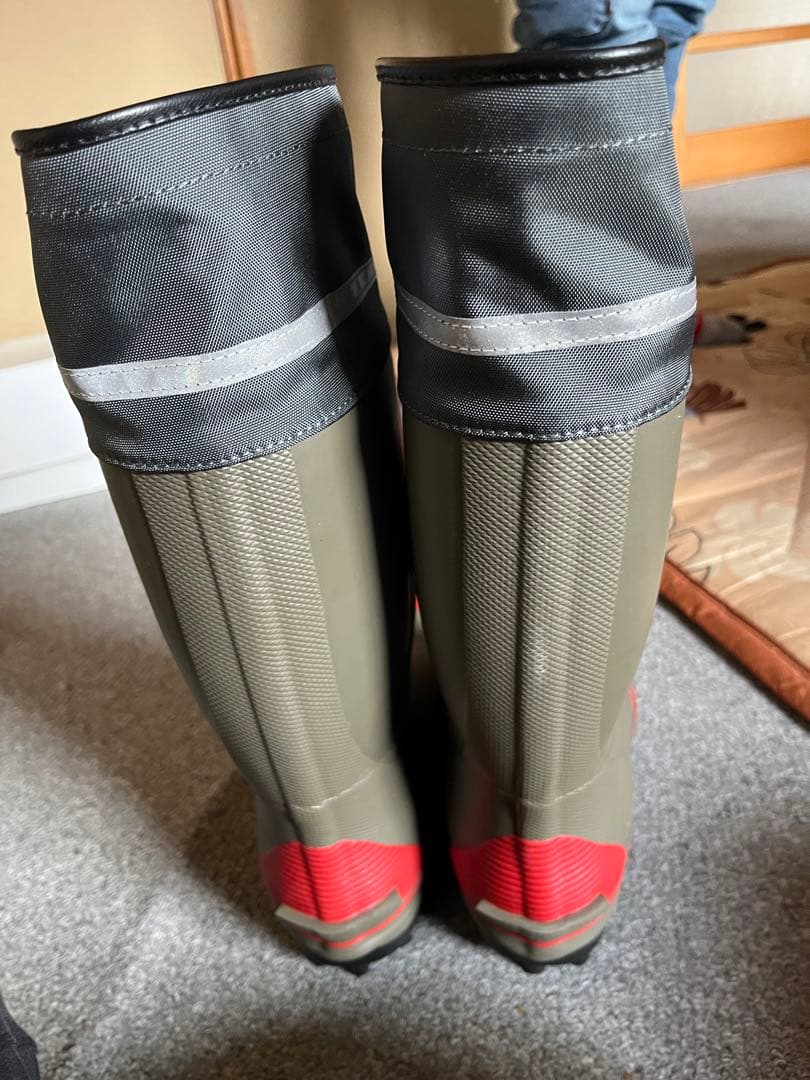 林業用　マイティアーマー　チャコールグレー27.0㎝