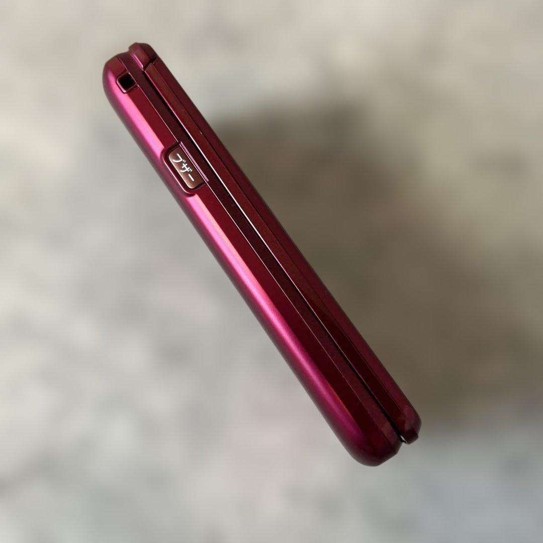 au KYF43 ワインレッド折りたたみ式携帯電話　かんたん携帯