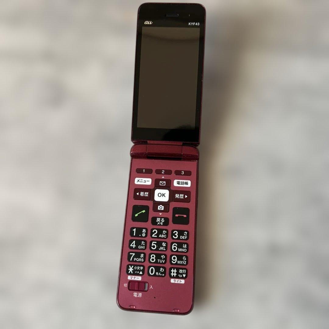 au KYF43 ワインレッド折りたたみ式携帯電話　かんたん携帯