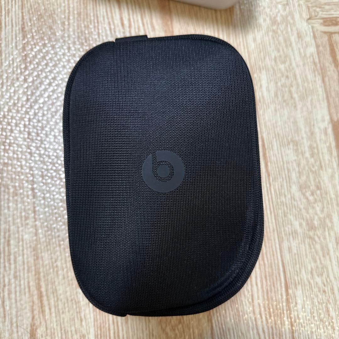 Beats studio Pro ワイヤレスヘッドホン ケース付き