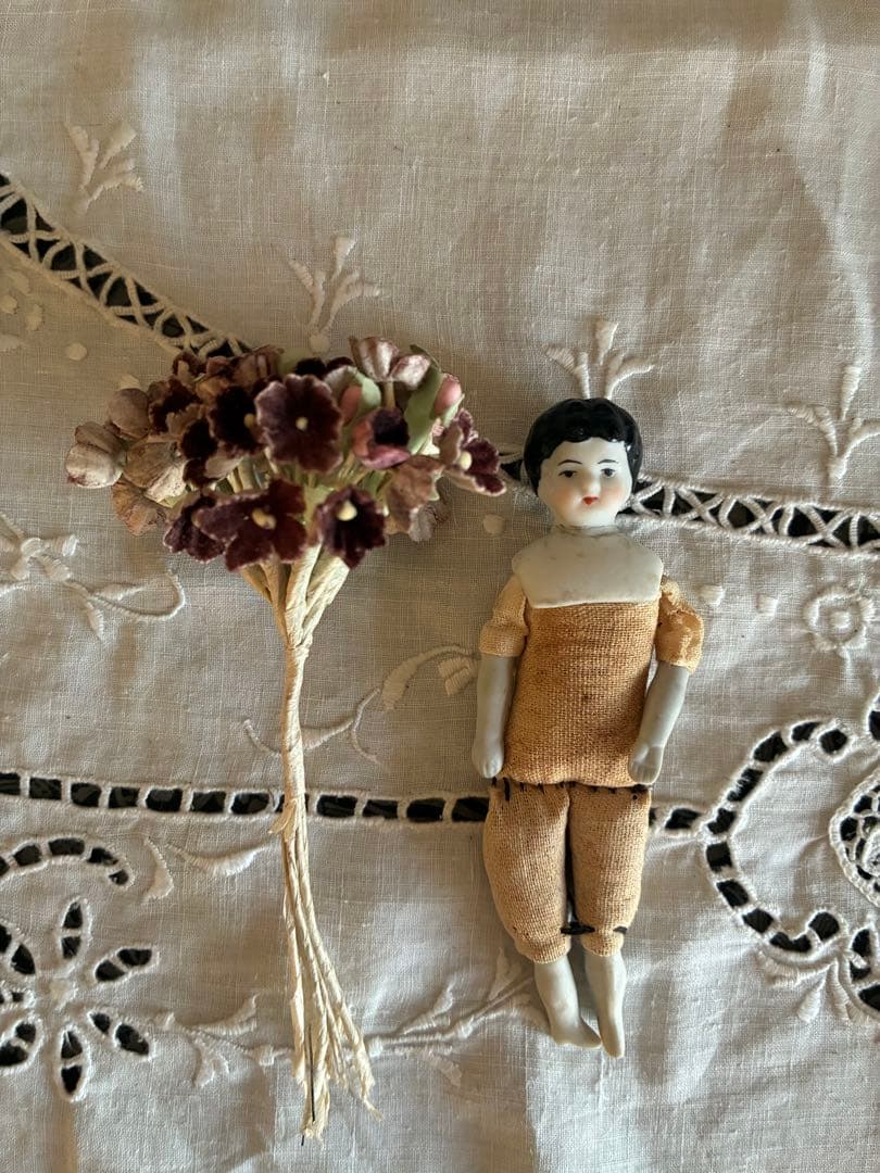 難あり！！アンティーク　小さめ　チャイナヘッドドール　ドイツ　お花付き