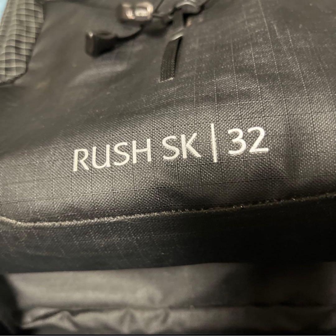 アークテリクスRUSH SK 32 バックパック ブラック中古品