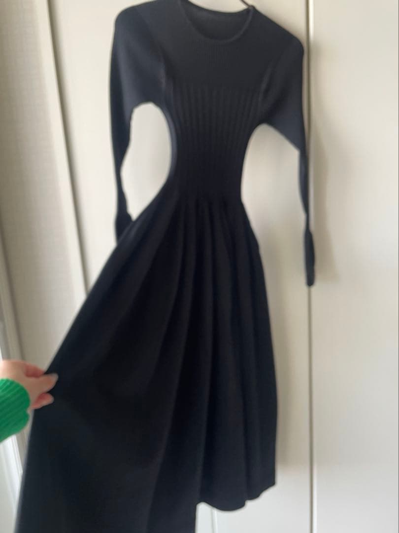 【美品】グレースコンチネンタル　ホールガーメント　ワンピース　ブラック36