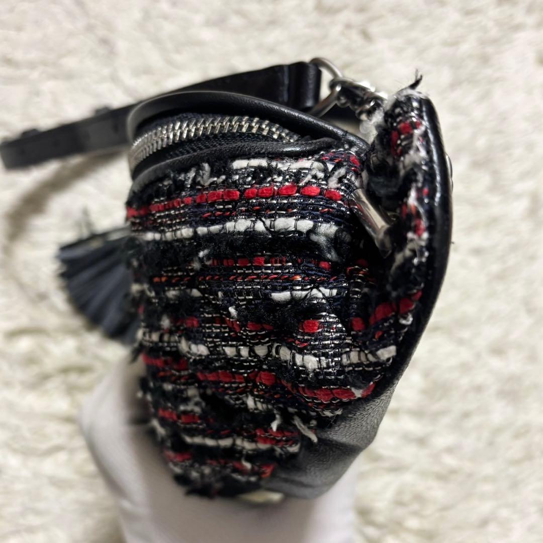 【美品】トリーバーチ ボディバッグ ツイード ブラック ロゴ フリンジ