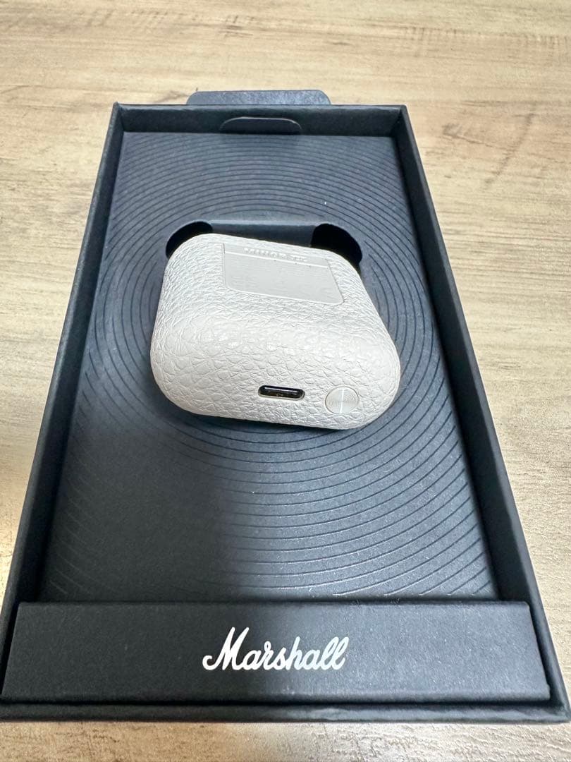 【使用1回のみ】Marshall ワイヤレスイヤホン ホワイト