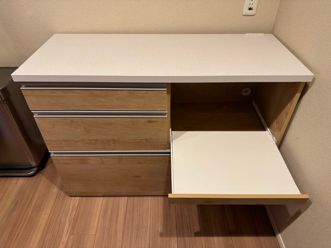 ベルメゾン　キッチンカウンター　木目柄　大理石調天板　120cm