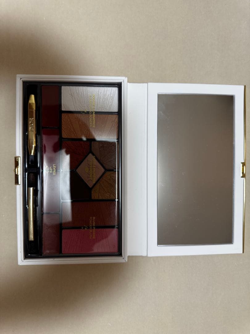 Christian Dior 2025アイシャドウパレットクリスマス限定