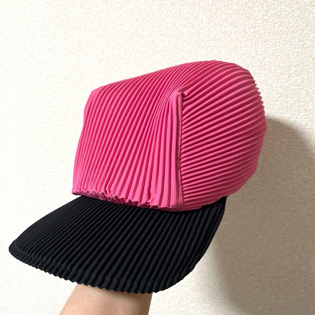 HOMME PLISSÉ ISSEY MIYAKE PLEATS CAP