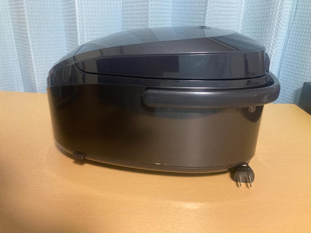 ★美品★2021年製 TIGER JPW-B100 炊飯器 ジャー5.5合 炊き