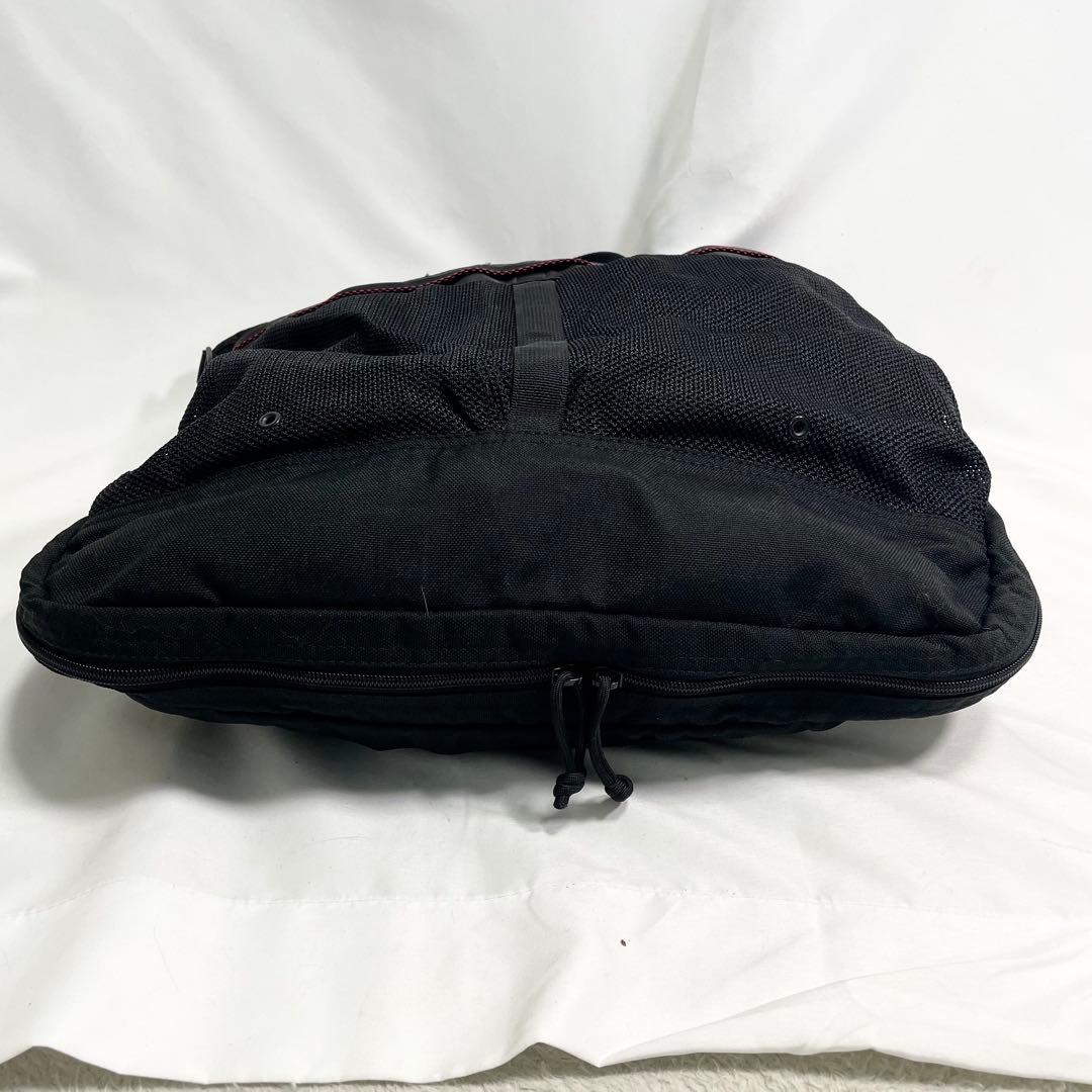 ブリーフィング ビームス コックピットバッグ コラボ 大容量 多機能 A4可 黒