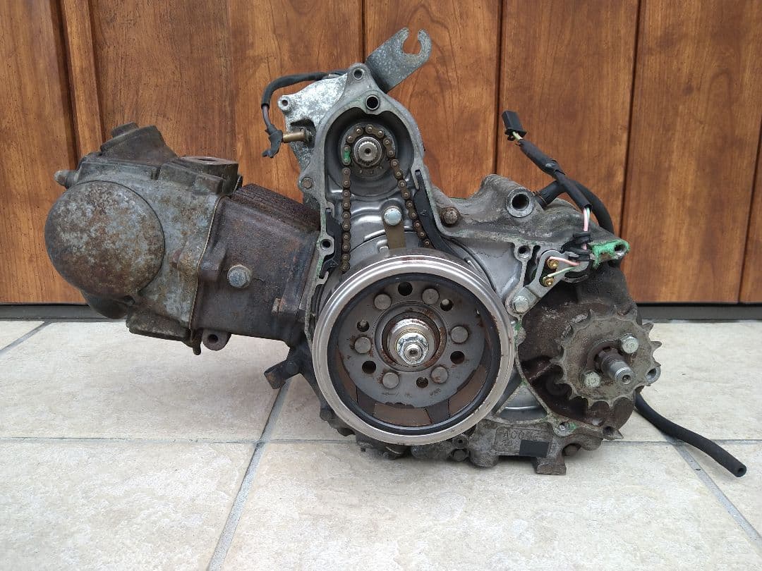 ホンダ　マグナ50　実働エンジン