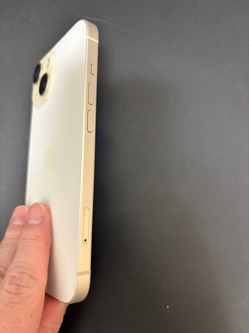 【最終値引】iPhone15 128GB SIMフリー　100% イエロー