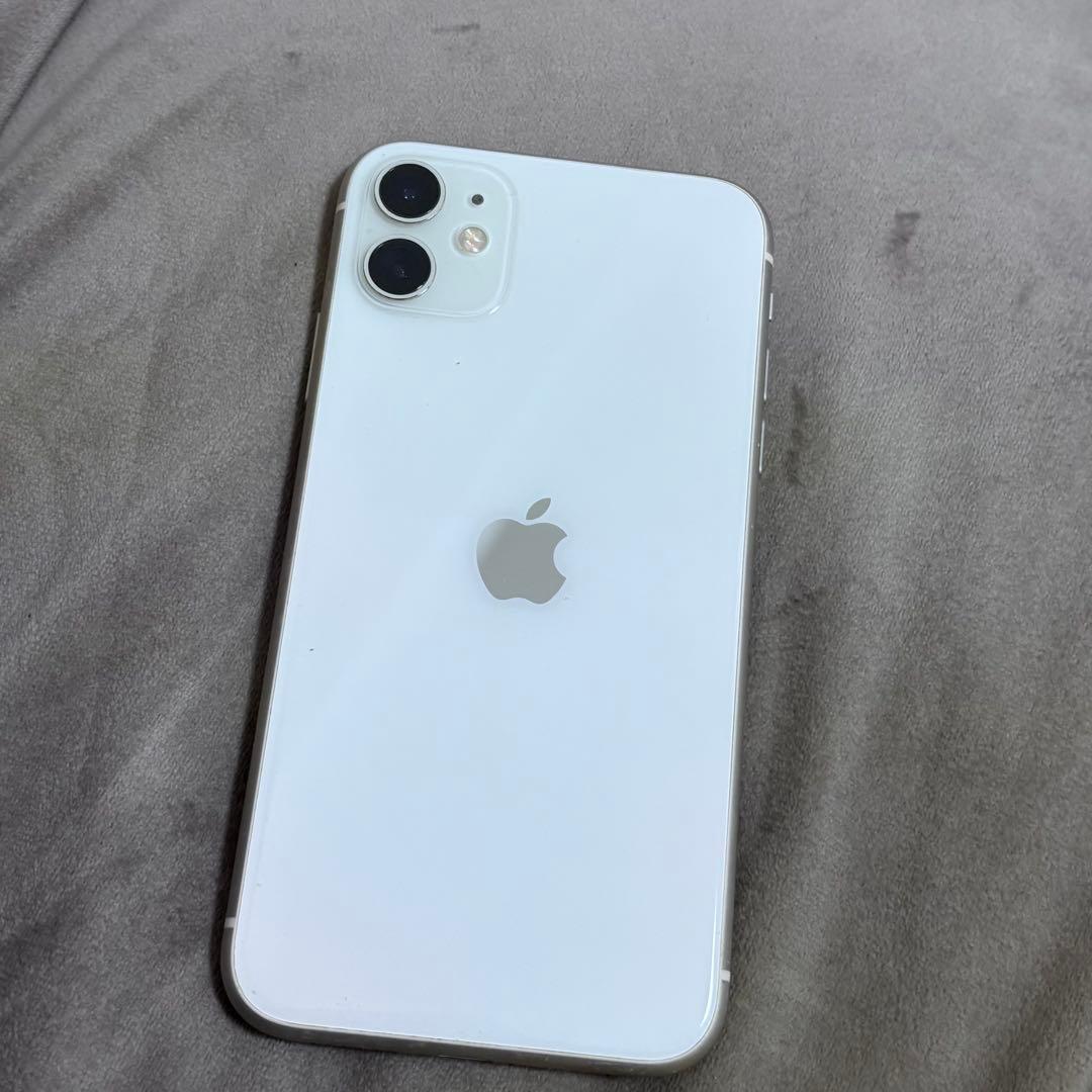 Apple iPhone 11 ホワイト 本体 64GB
