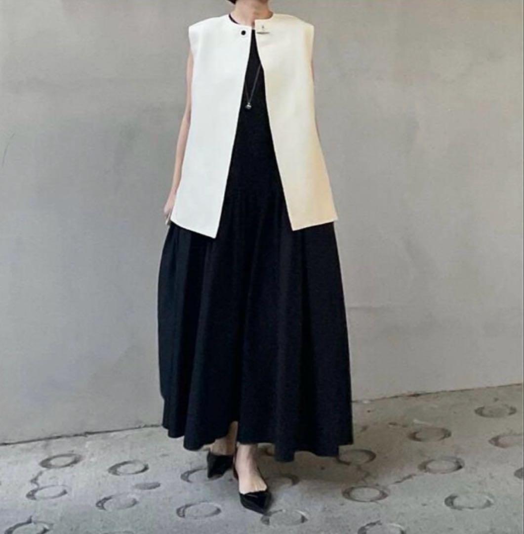 【美品】miccar シルクウール ベスト ジレ ホワイト