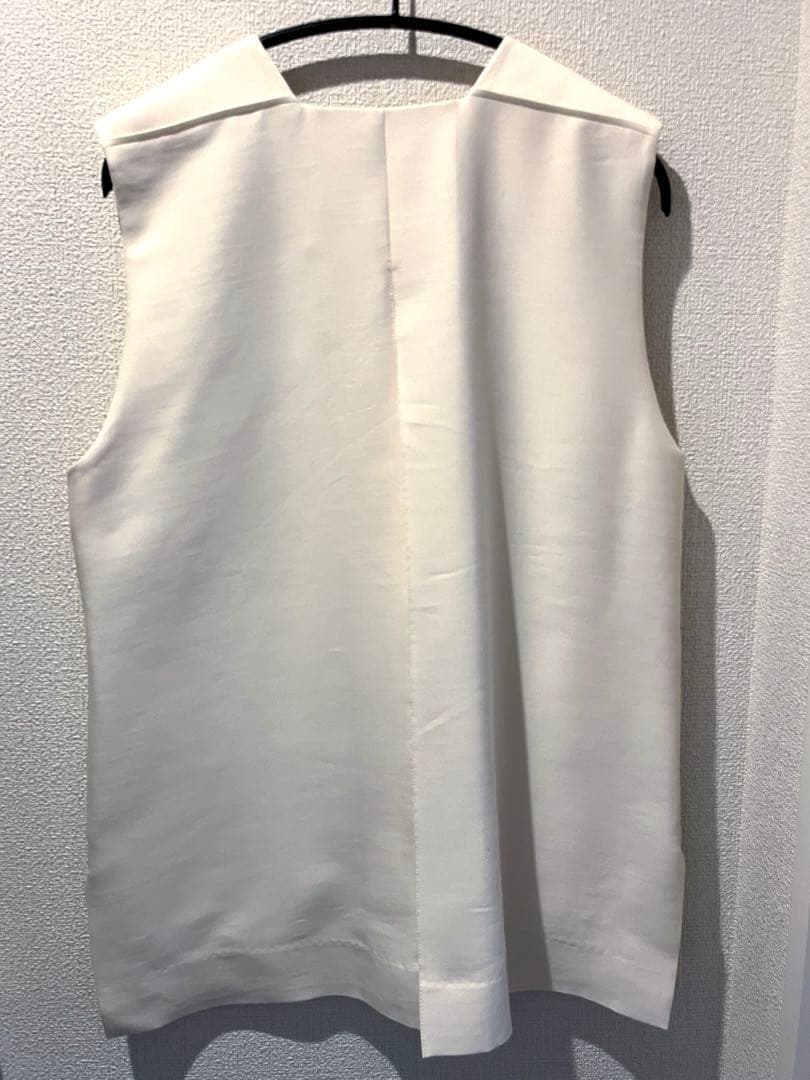 【美品】miccar シルクウール ベスト ジレ ホワイト