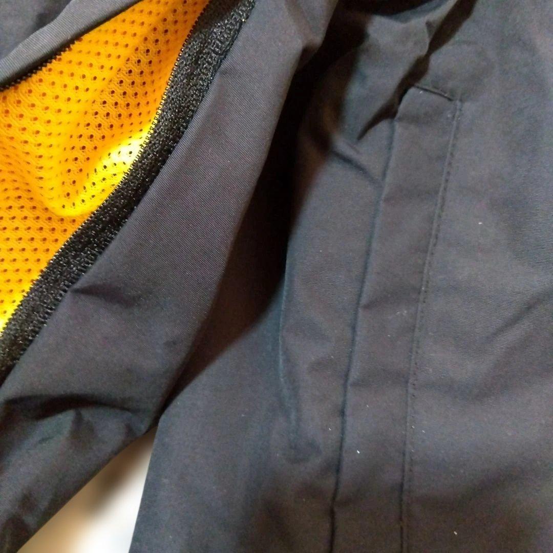 BURTON スノーボードウェア M-Lサイズ 黒　サスペンダー付き　女性向け