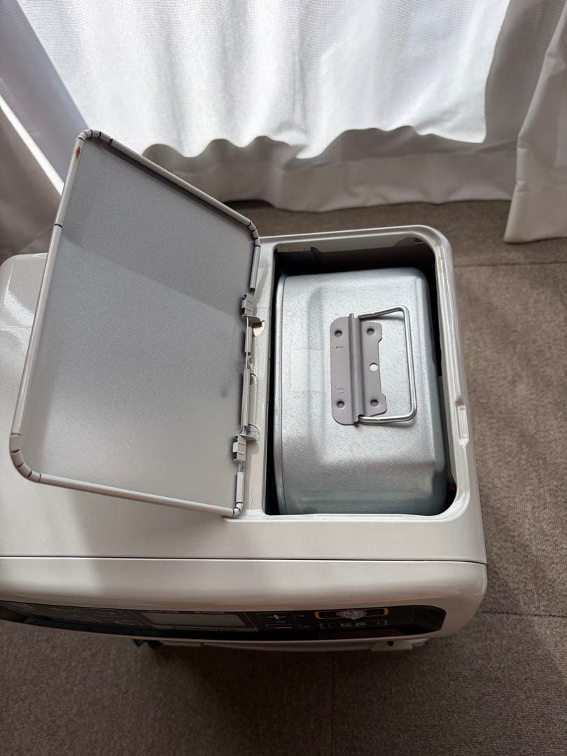 CORONAファンヒーター 2021年製-キャスター付き