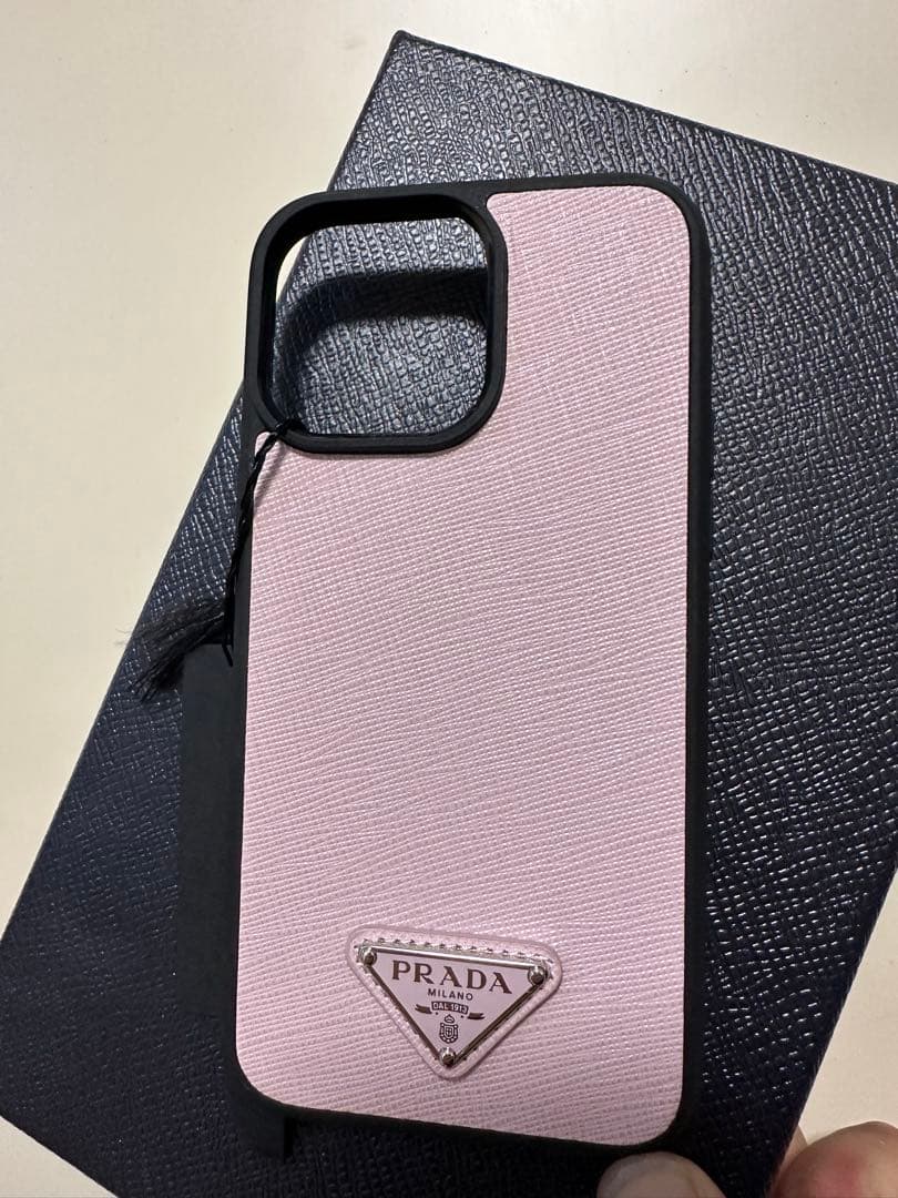 ほぼ未使用品 PRADA iPhone14 Pro Max ケース(ストラップ無