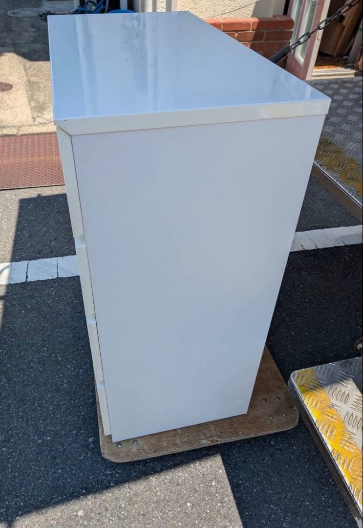 ひまわり　美品　ニトリ ローチェスト クエス衣類収納 タンス