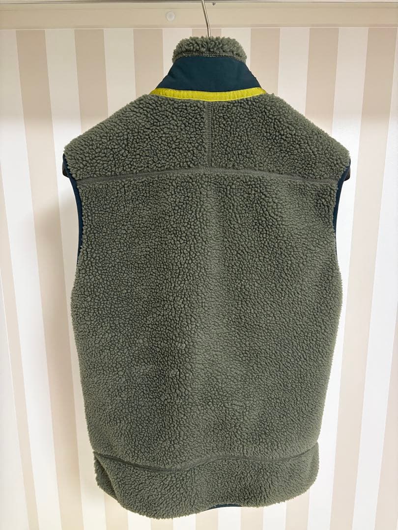 patagonia フリースベスト Sサイズ オリーブグリーン
