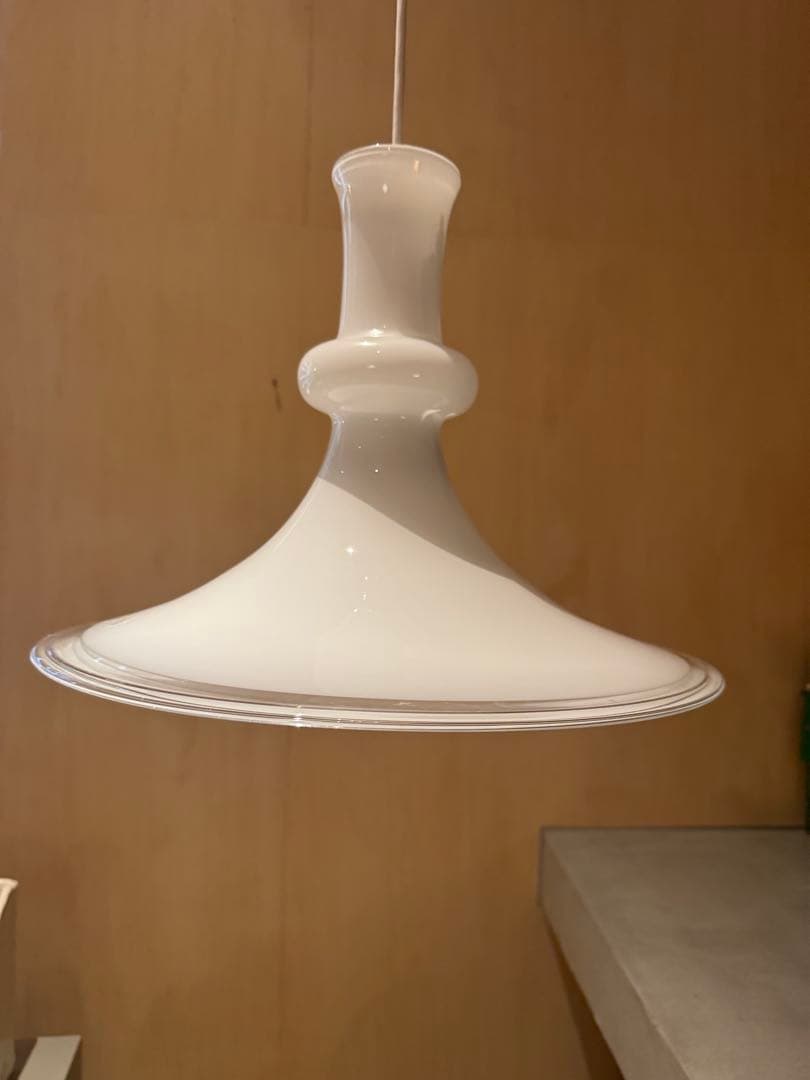 HOLME GAARD ホワイトガラスランプ