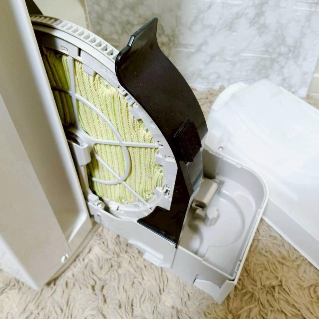 ダイキン ストリーマ空気清浄機　加湿機能付き　MCK70XKS-W