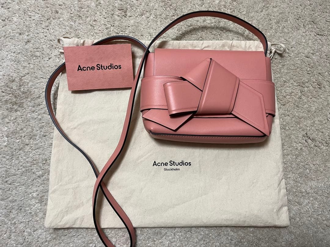 【最終価格】Acne Studios ピンク ショルダーバッグ