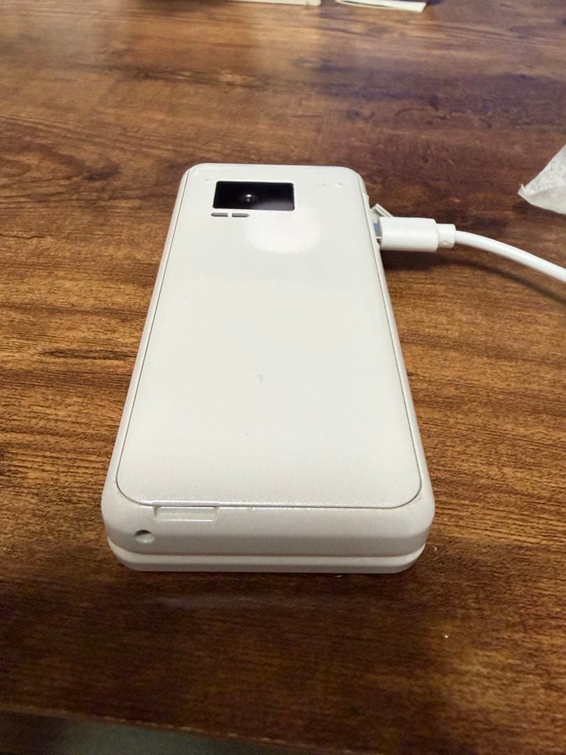 docomo P-smart ホワイト P-01J ガラホ