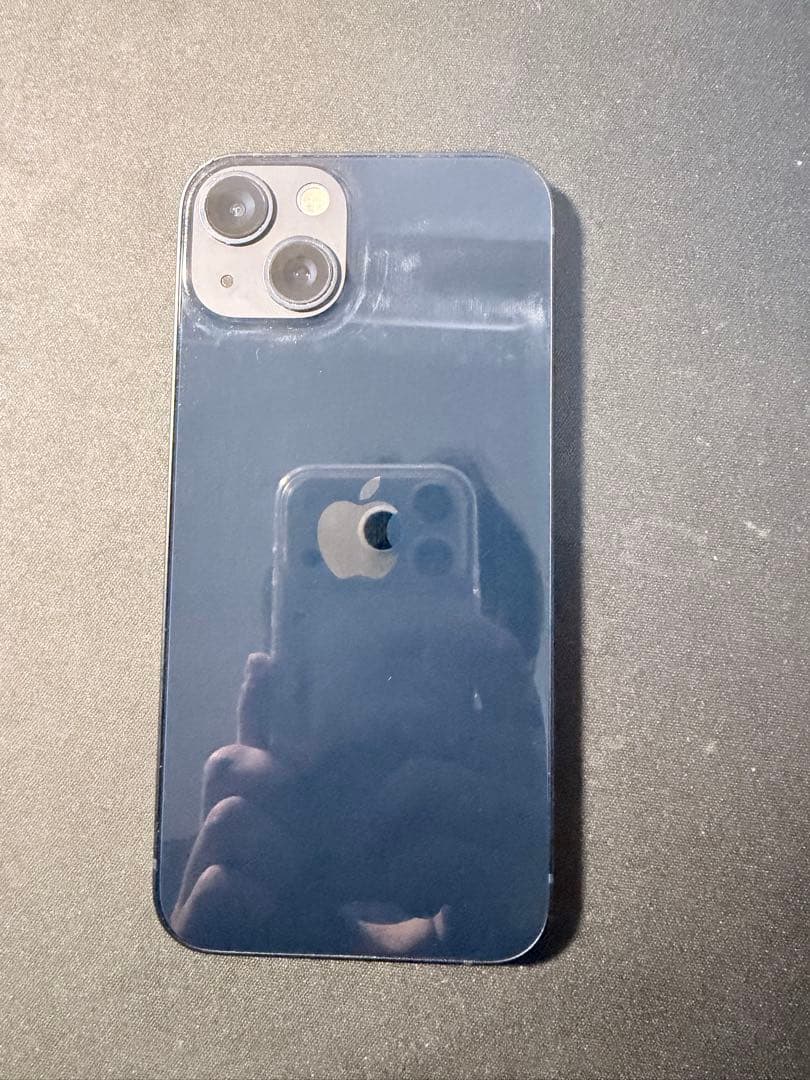 【美品】iPhone13ホワイト128G SIMフリー　本体　ケーブル付き