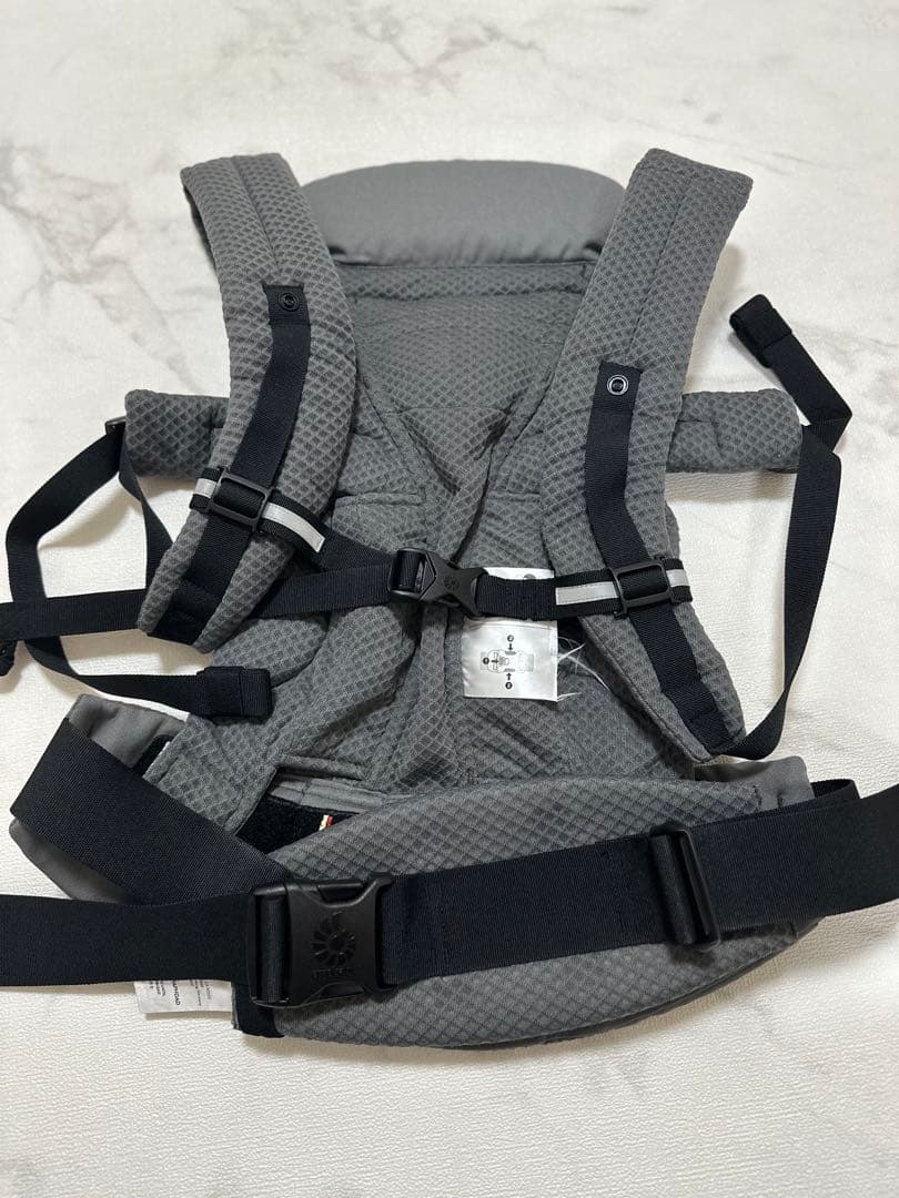 エルゴベビー 抱っこ紐 グレー　オムニブリーズ