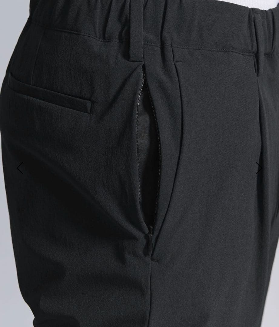 360°MASTER 1プリーツテーパードイージーパンツ ブラック 未使用