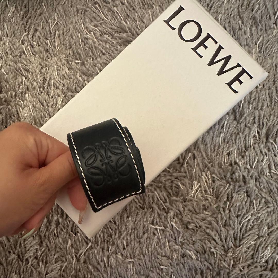 LOEWE レザー バングル 黒