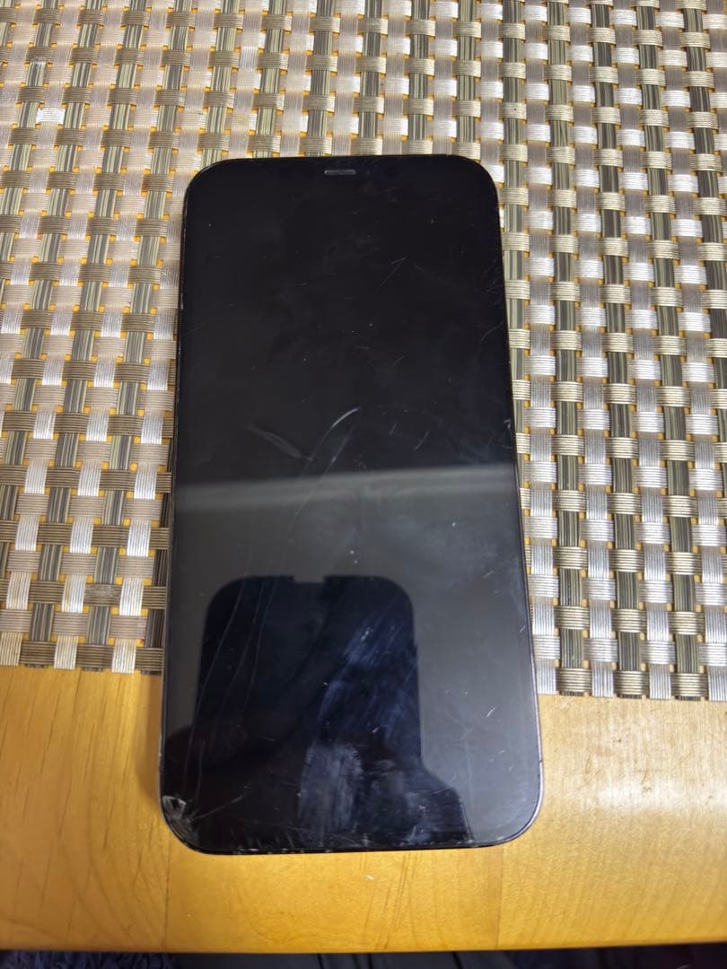 iPhone 12 Pro Max 128GB背面ひび割れ画面以上割れ