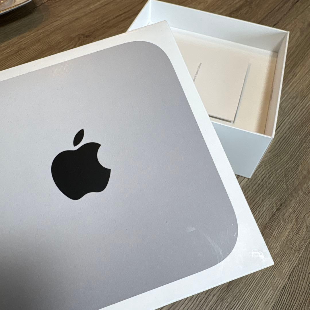 【美品】Mac mini 2023 M2 24GBメモリ/512GB SSD