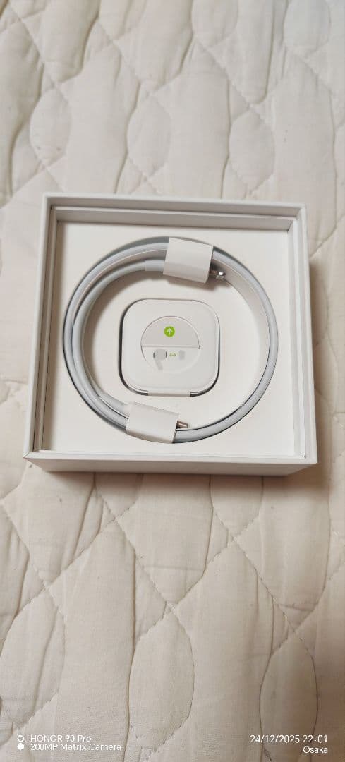 AirPods本体 充電ケース・ケーブル付き ホワイトよくやった。