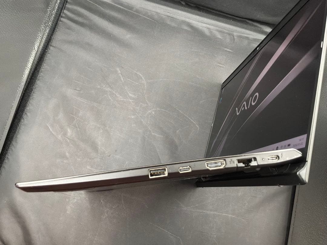 Windowsノート本体 VAIO SX14 (VJS145) ALL BLACK EDITION 4K