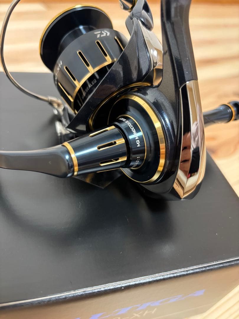 23ソルティガ 4000XH 超美品