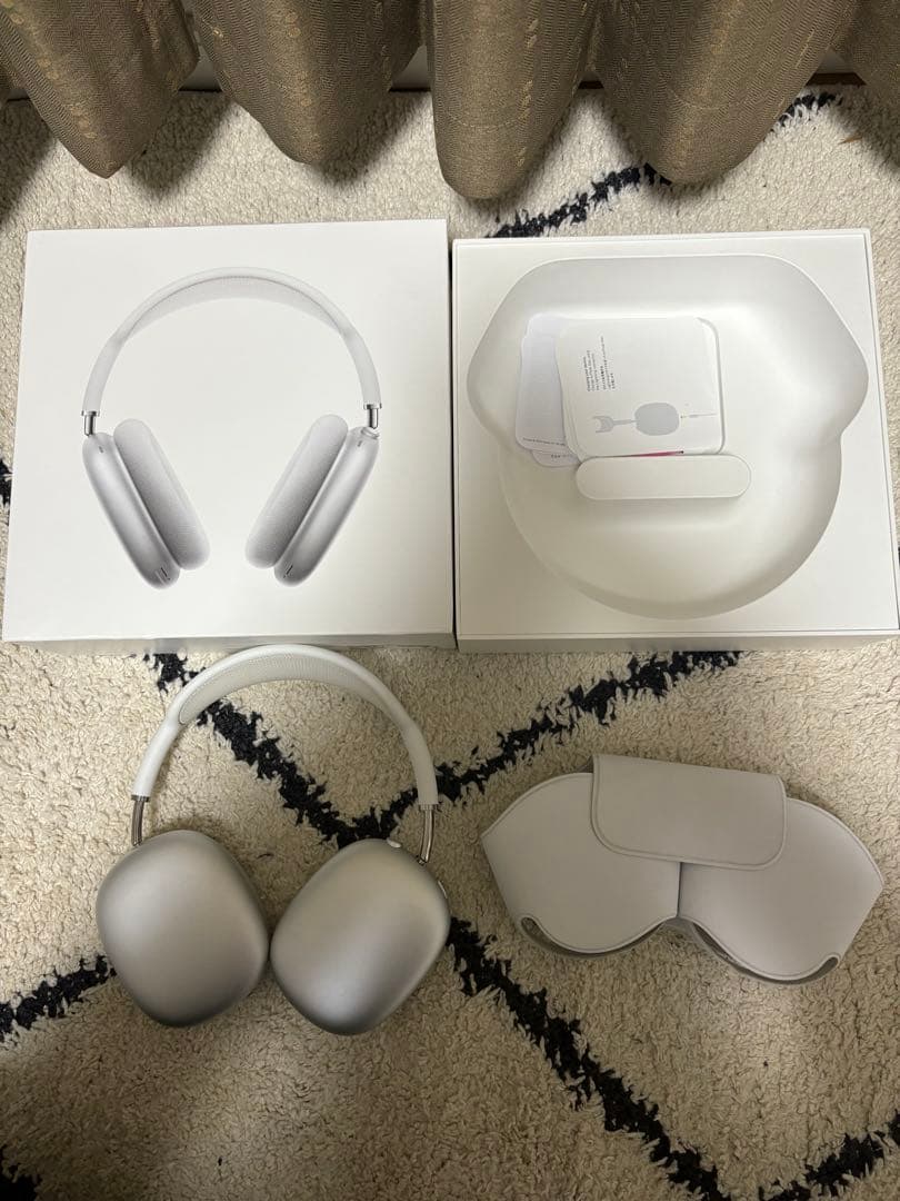Airpods Maxシルバー ホワイト　箱あり