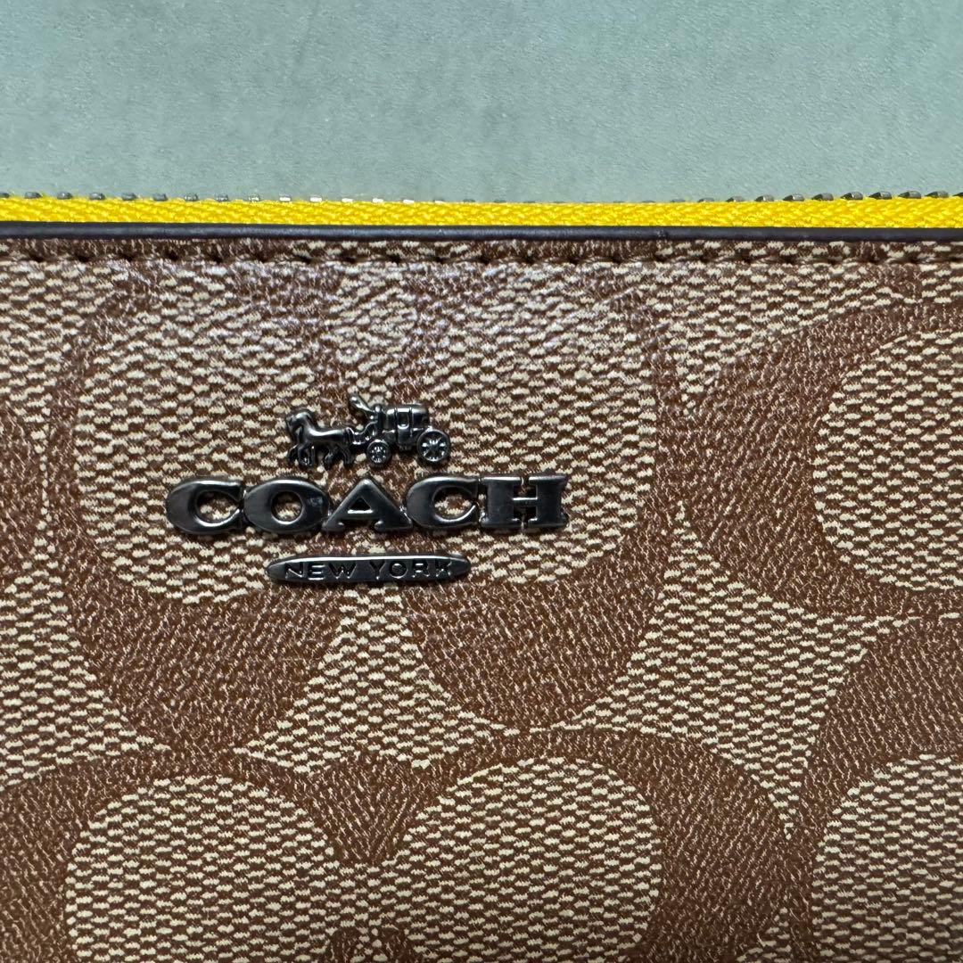 COACH　コーチ　長財布　シグネチャー　ロングジップ　C4452　ストラップ付