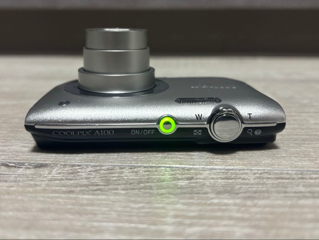 Nikon COOLPIX A100シルバー　コンパクトデジタルカメラ