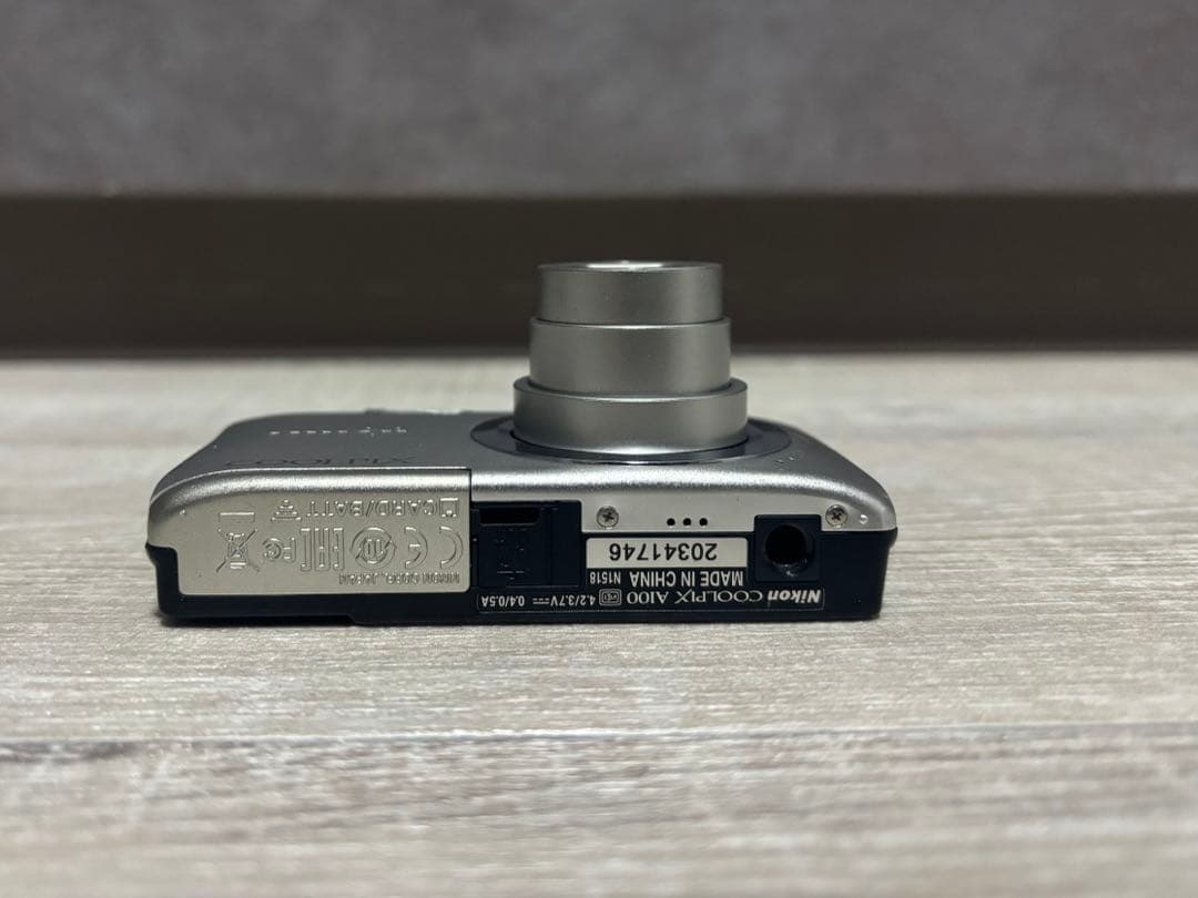 Nikon COOLPIX A100シルバー　コンパクトデジタルカメラ