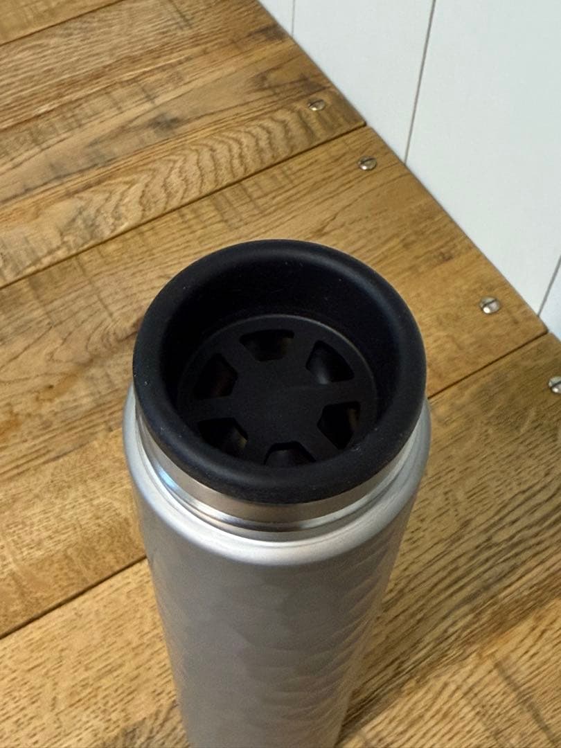 新品 TSUTSU ステンレス製携帯用まほうびん TS-360VN