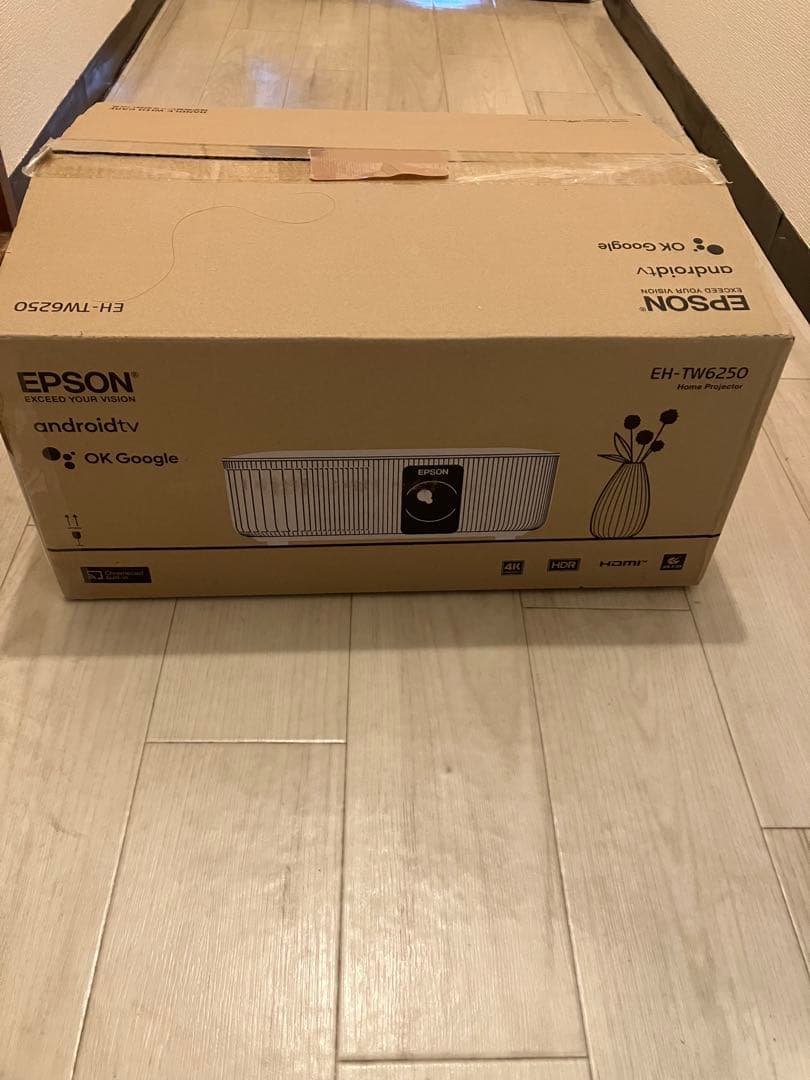EPSON EH-TW6250 プロジェクター本体
